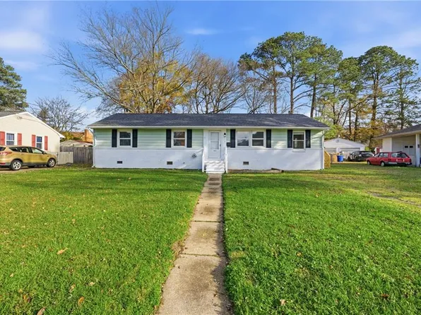 213 Kingwood Dr, Newport News, VA 23601
