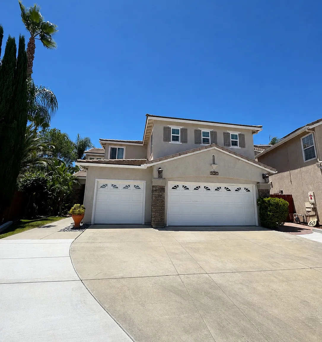 5 bed, 3067 sqft, $4,100 — Photo 1