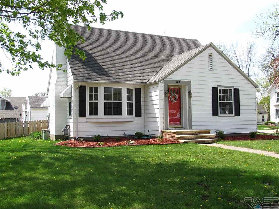 1st image of 317 W Crawford St