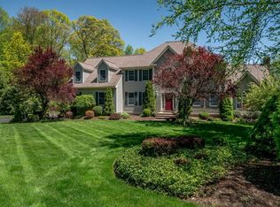 3 Steel Rd, Hopedale, MA 01747