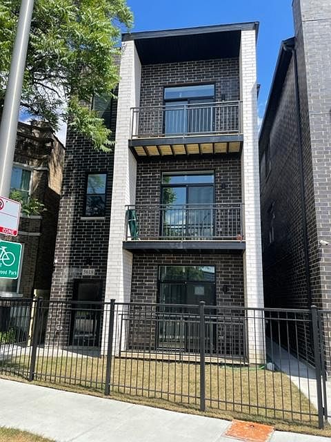 1st image of 5618 W Grand Ave