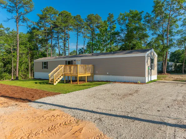 154 W Orange Blossom Ave, Defuniak Springs, FL 32433