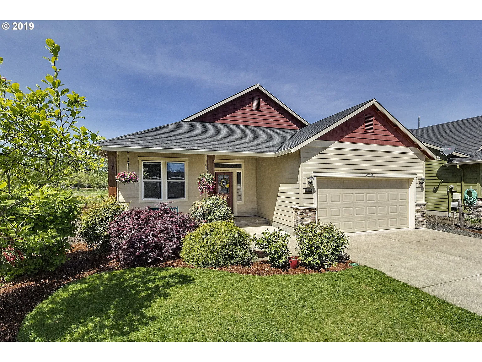 2950 Cleo St photo 1