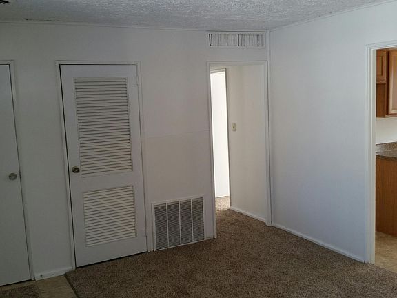 5th image of 1101 Brentwood Dr