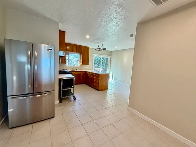 Brookside Dr — Photo 20