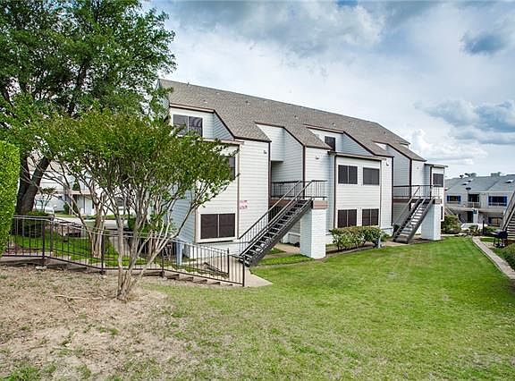 5th image of 438 Yacht Club Dr
