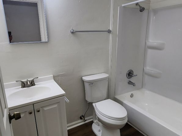 1320 Academy Ave APT B
