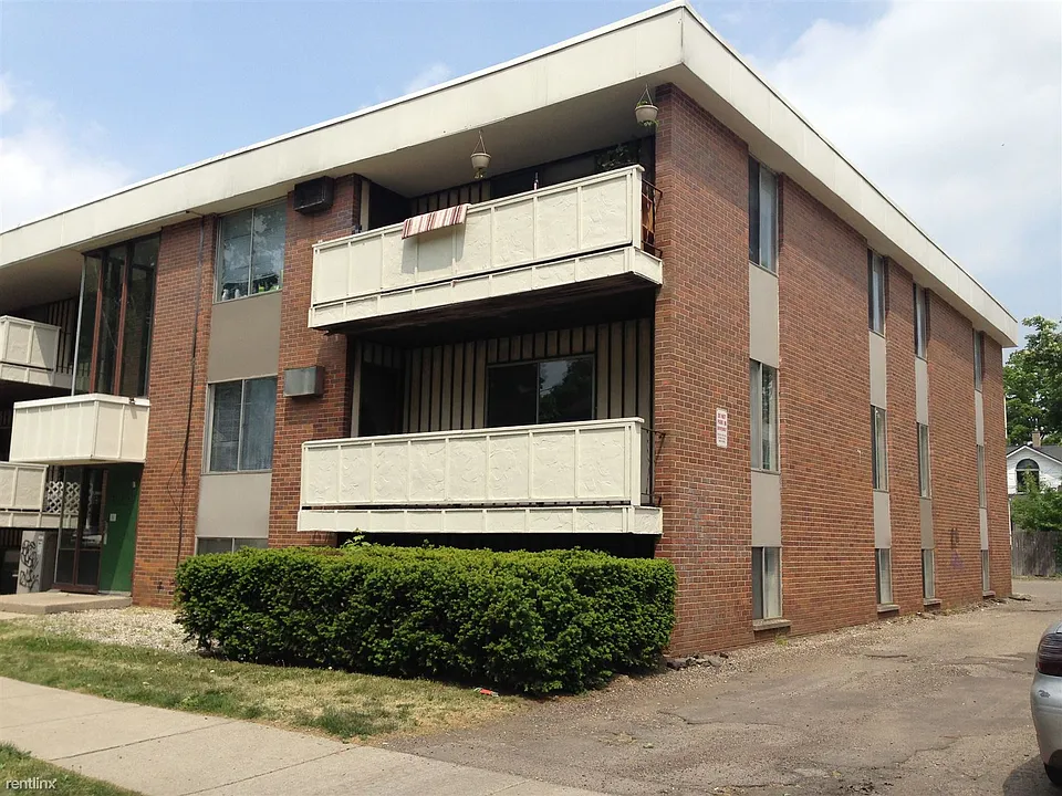 814 front