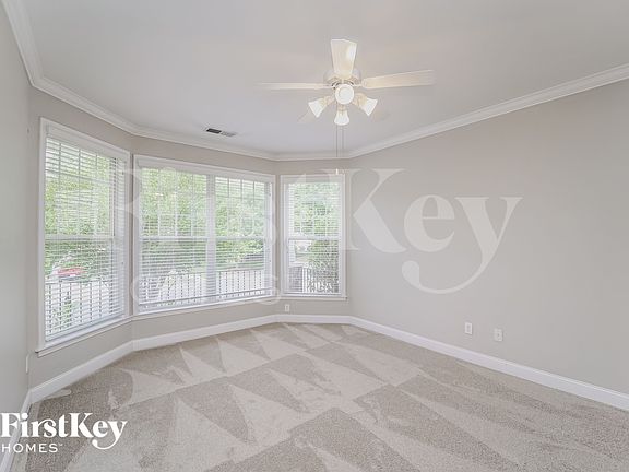 5th image of 9440 Greenbank Ct