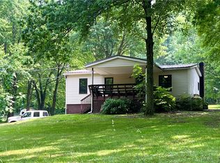 358 Mahood Rd, Butler, PA 16001