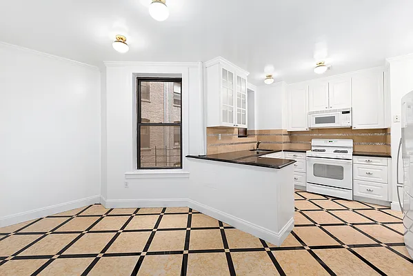 Rented by Compass | media 1