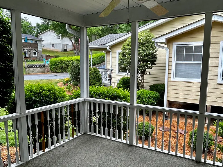 20 Spring Village Ln — Photo 16