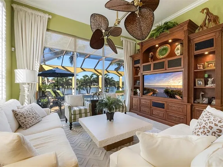 8535 Bellagio Dr — Photo 11