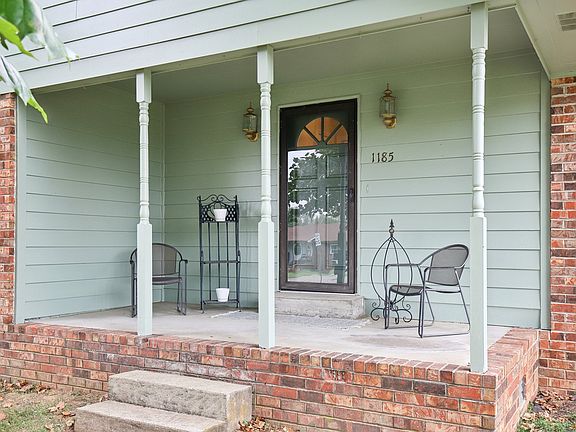 5th image of 1185 Langwood Dr