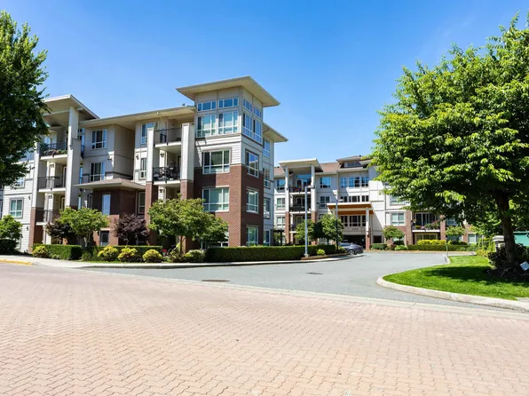 3192 Gladwin Rd #413, Abbotsford, BC V2T 6M9