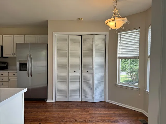 2032 Glastonbury Dr — Photo 5