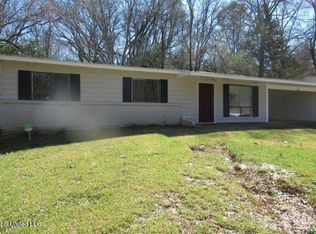 1015 Brookley St, Jackson, MS 39212