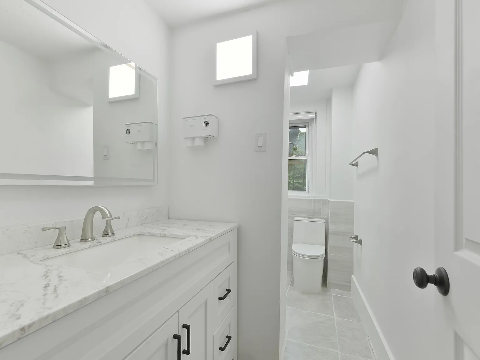 2 bed, 1.0 bath, 700 sqft, $3,500 — Photo 3