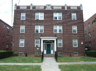 15 Evergreen Ave APT C1, Hartford, CT 06105