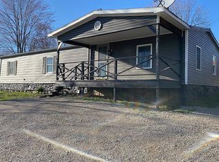 1622 E New Hope Rd, Boonville, IN 47601