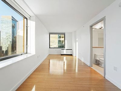 100 W 39th St APT 41A, New York, NY, 10018