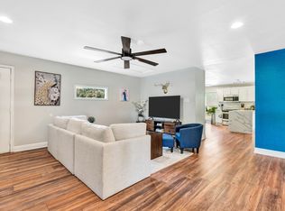 2925 Rolling Hills Dr, Carrollton, TX 75007