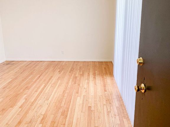 2nd image of 3375 Manning Ave APT 11