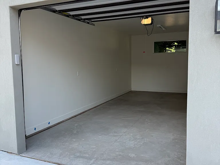 166 W 200 S — Photo 21