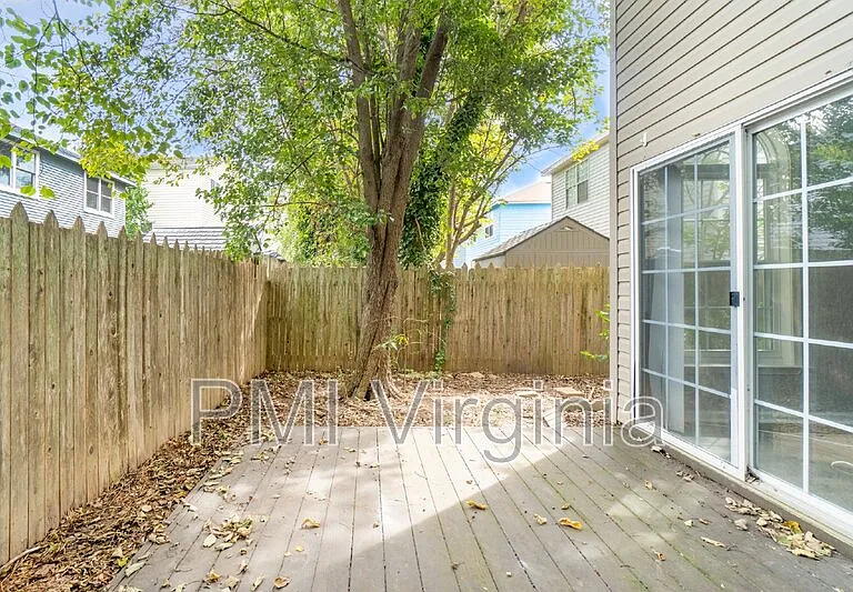 4620 Lee Ave — Photo 42