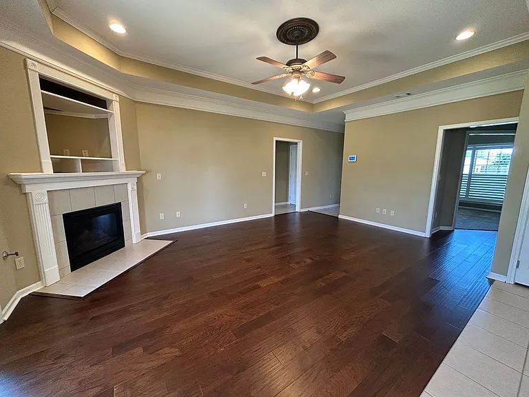 5204 Easton Ln — Photo 5