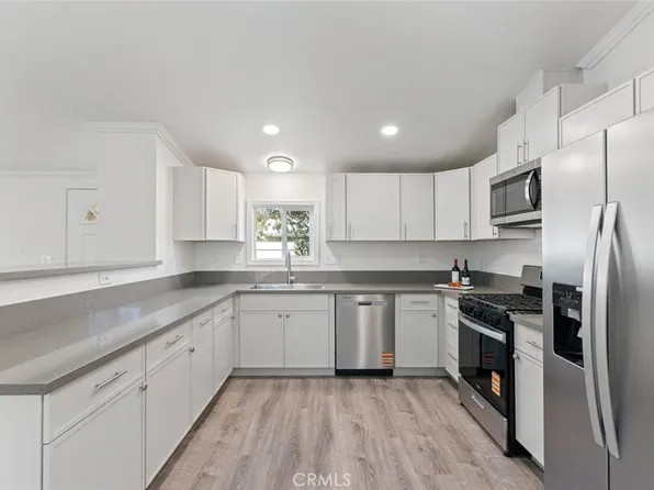 24788 Split Rail Rd, Wildomar, CA 92595