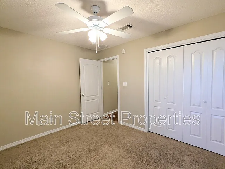 5963 Ashton Woods Cir — Photo 37