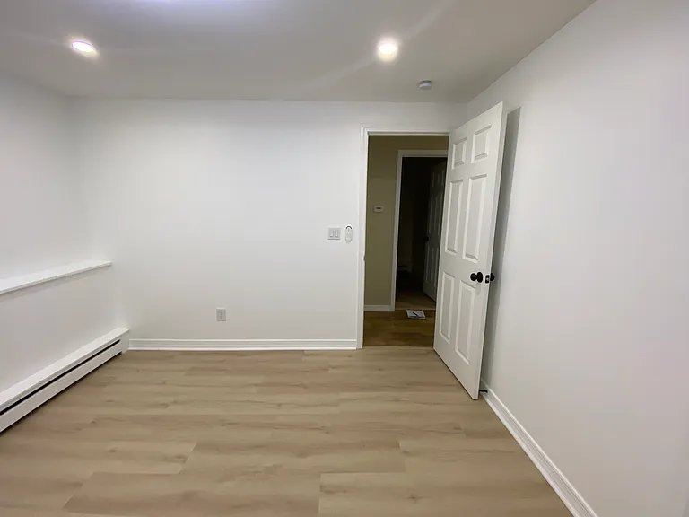 2 Burning Bush Blvd #2B — Photo 38