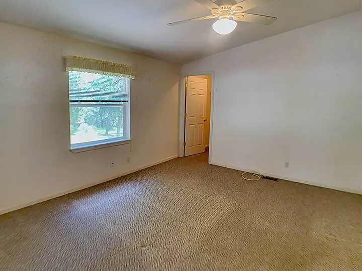 6303 Windlestraw Rd — Photo 15