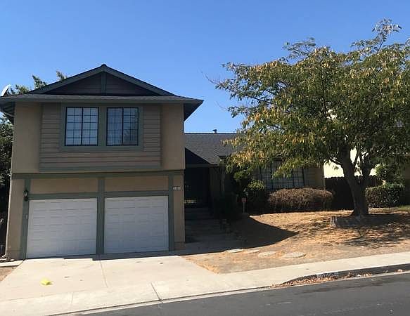 1st image of 3020 Harris Dr