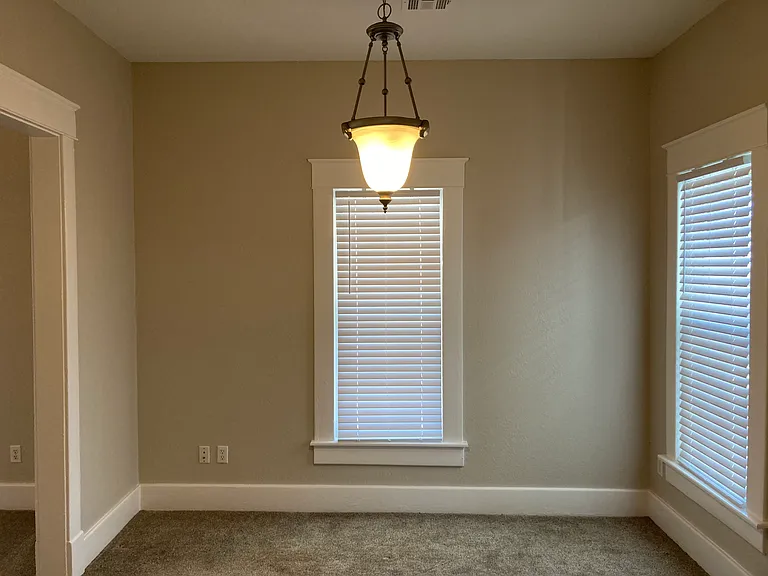 317 E Patti Page Blvd — Photo 13