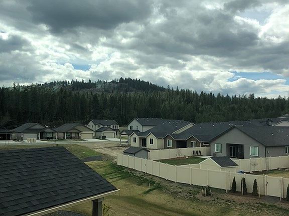 3rd image of 1402 S Khinda Ct