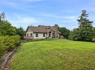 866 W Saugerties Woodstock Rd, Saugerties, NY 12477