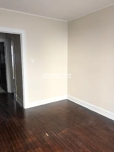 1806 W Farwell Ave #1A Photo 1