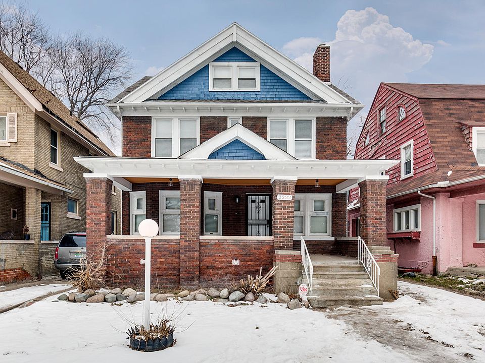 1st image of 2222 N La Salle Gdns