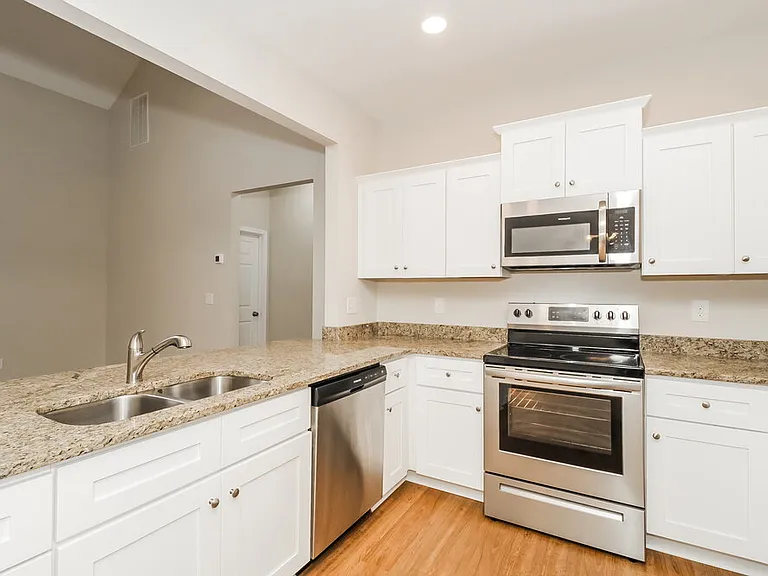 29 Celtic Ct — Photo 8
