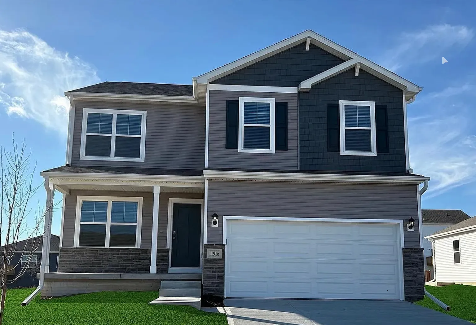 Nearly new home in Bennington! — Photo 1