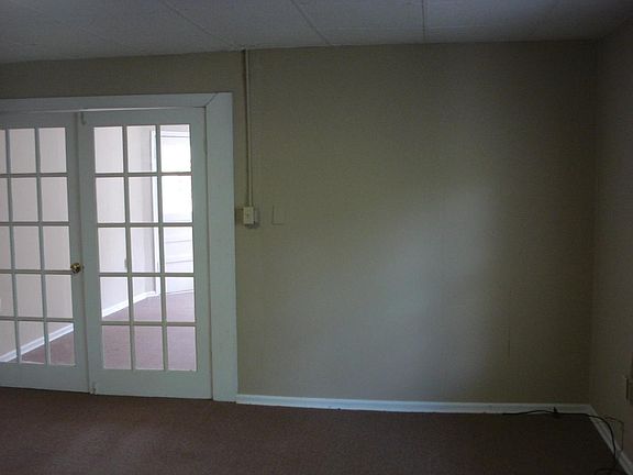 2nd image of 64 College St APT A
