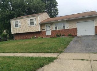 2986 Reynard Rd, Columbus, OH 43232