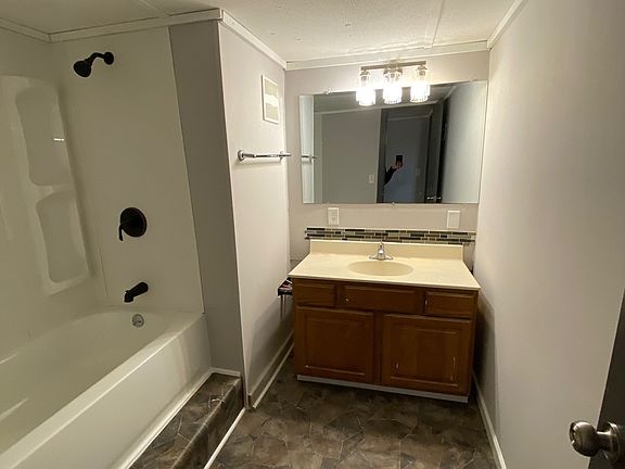 5th image of 6418 55th St N