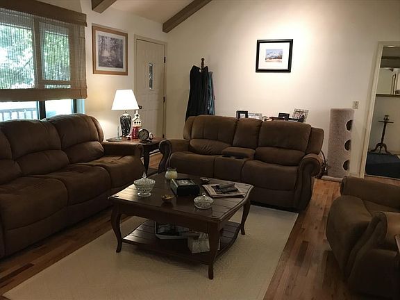 4th image of 166 Quail Point