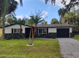 5614 Bay Blvd, Port Richey, FL 34668