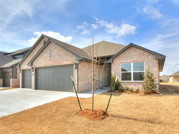 7705 Three Woods Ln, Yukon, OK 73099