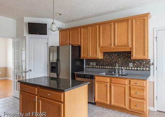 5th image of 1546 Hazelcrest Dr