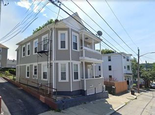 45 Hillhurst Ave, Providence, RI 02909